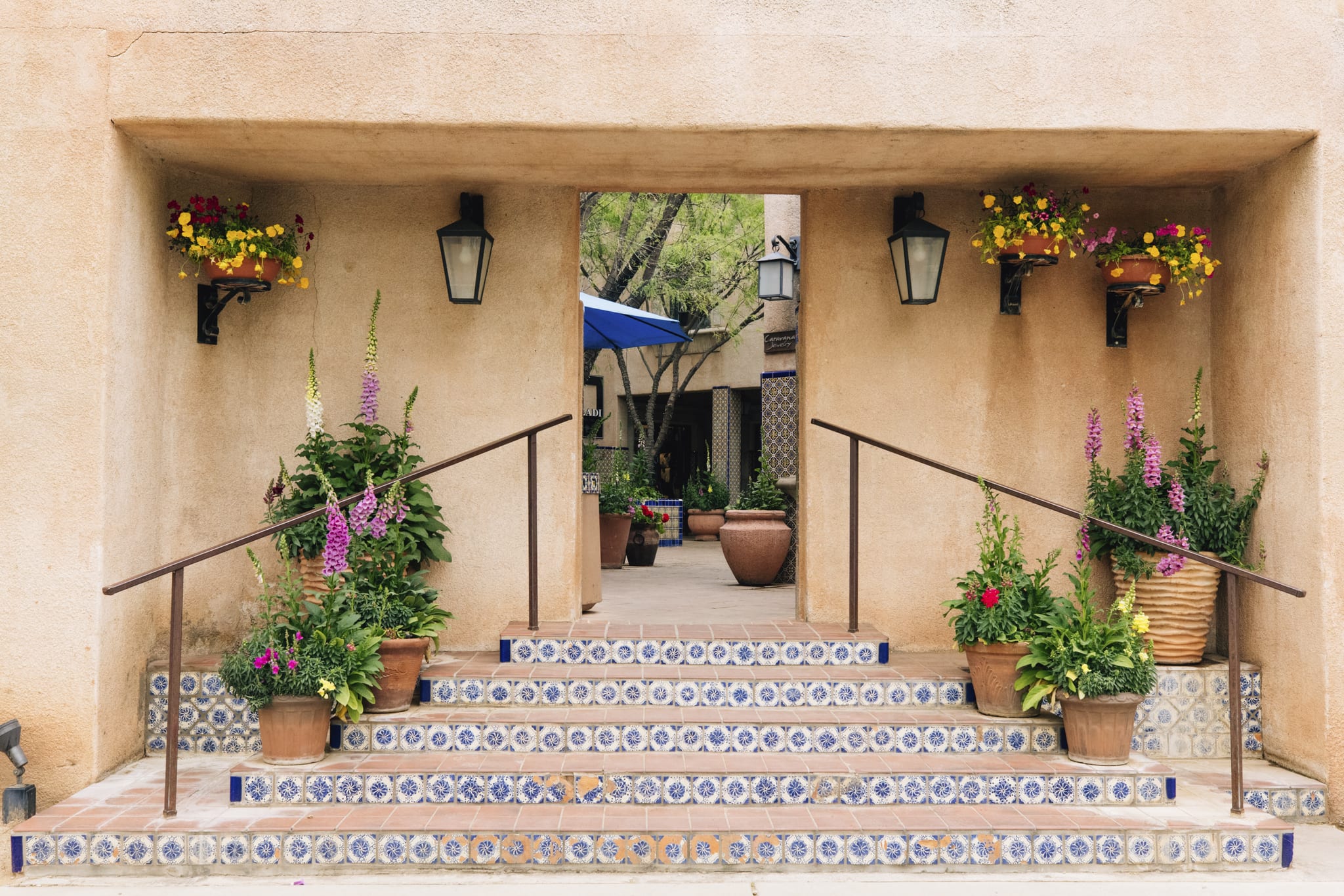 L'Auberge de Sedona entrance